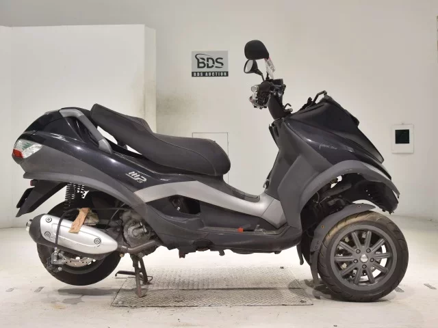 Piaggio PIAGGIO MP3 250