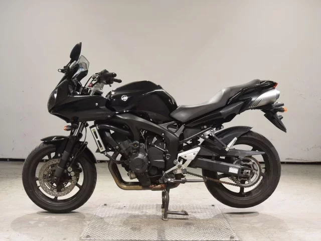 Yamaha FZ-6S FEATHER