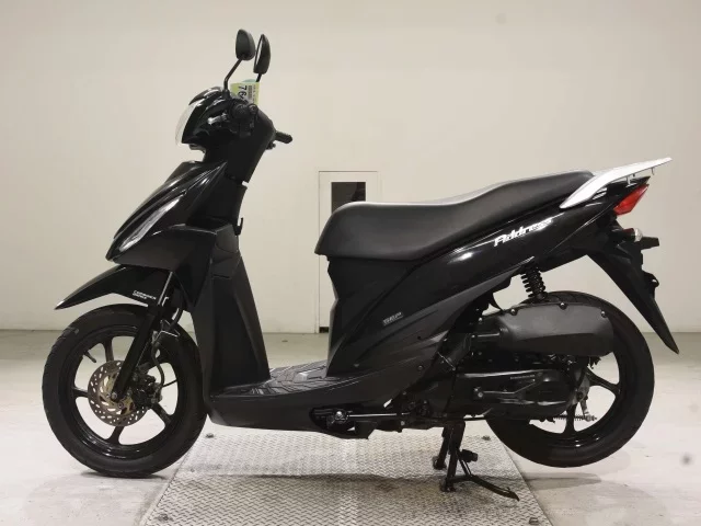 Suzuki ADDRESS110-2
