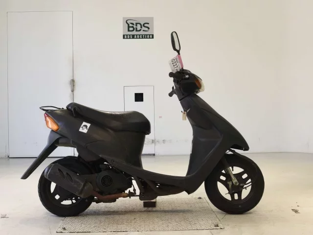 Suzuki LET S2