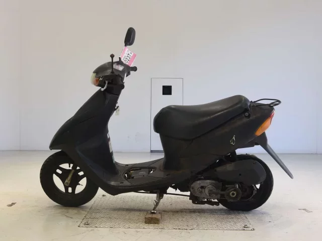 Suzuki LET S2