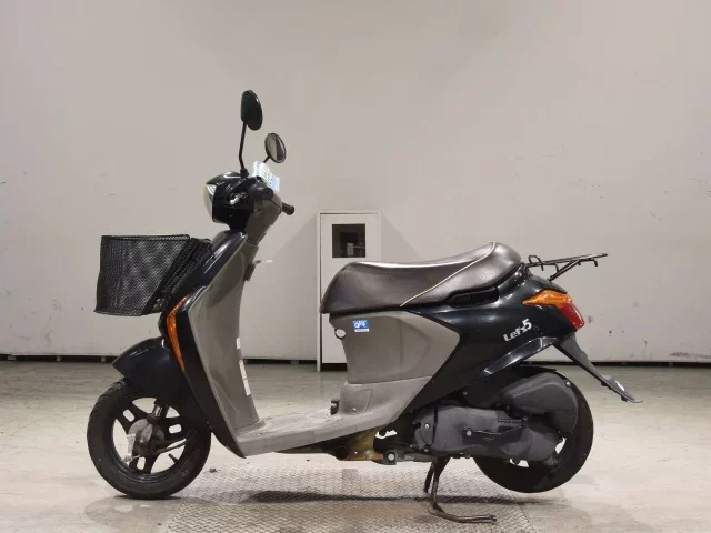 Suzuki LET S5