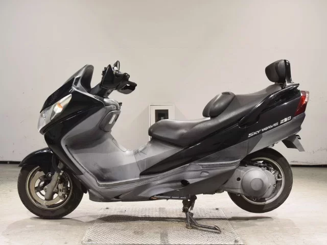 Suzuki SKYWAVE 250-2