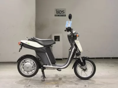 Yamaha EC-03
