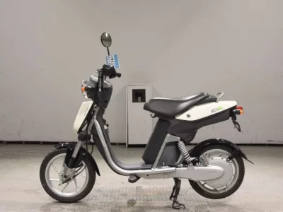 Yamaha EC-03