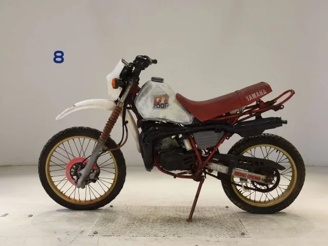 Yamaha DT200R-1 SHO LOUIS NOT EQUIPPED