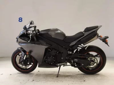 Yamaha YZF-R1 SHO LOUIS NOT EQUIPPED