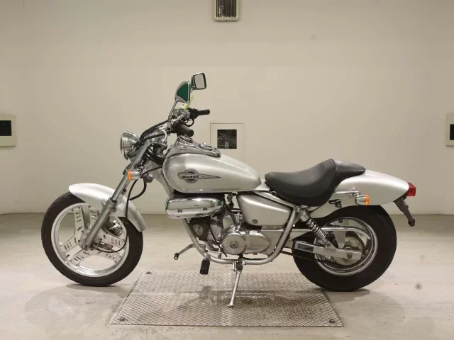 Honda MAGNA 50