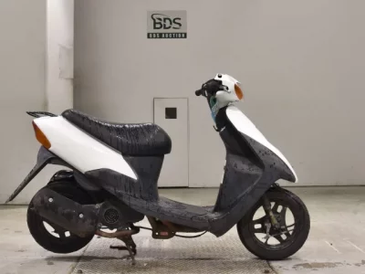 Suzuki LET S2