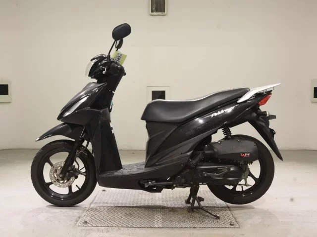 Suzuki ADDRESS110-2