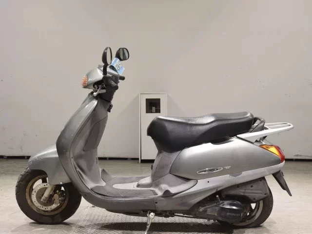 Honda LEAD 100