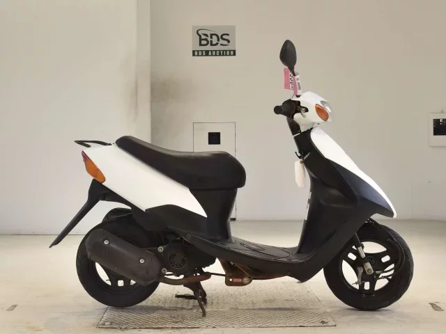 Suzuki LET S2