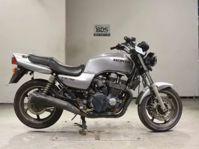Honda CB750-2K SHO LOUIS NOT EQUIPPED