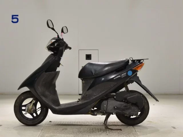 Suzuki ADDRESS V50-3