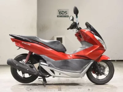 Honda PCX125-2