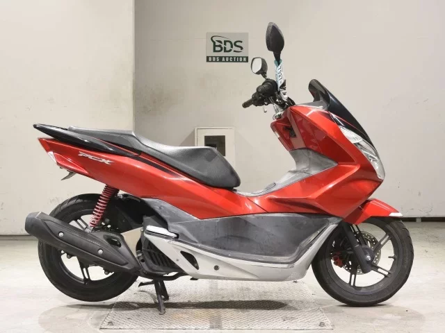 Honda PCX125-2