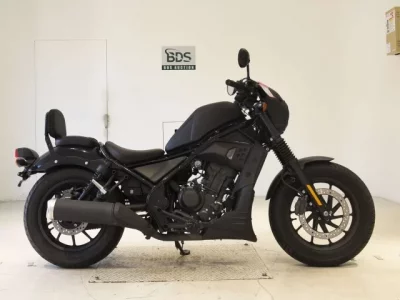 Honda REBEL