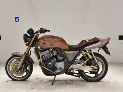 Honda CB400SFK SHO LOUIS NOT EQUIPPED