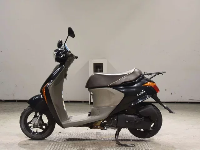 Suzuki LET S5
