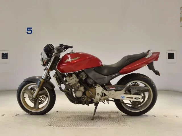 Honda HORNET250
