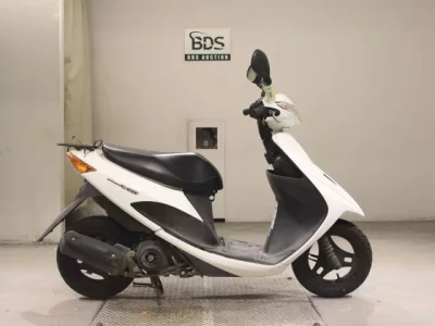 Suzuki ADDRESS V50