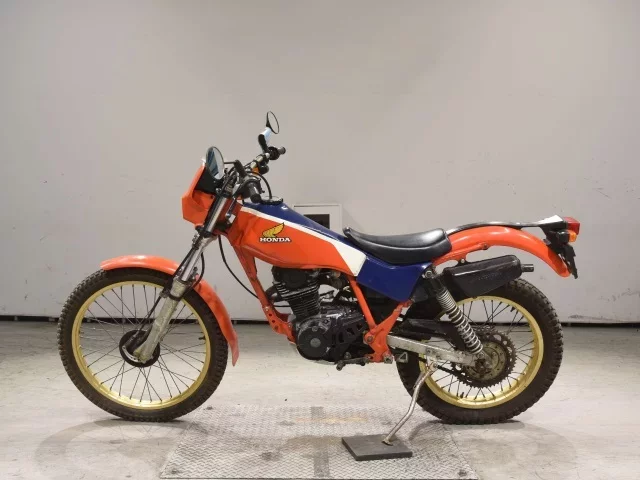 Honda TLR200