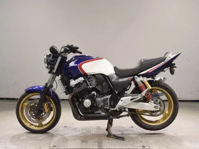 Honda CB400SFV-3
