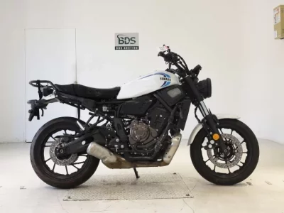Yamaha XSR700-2