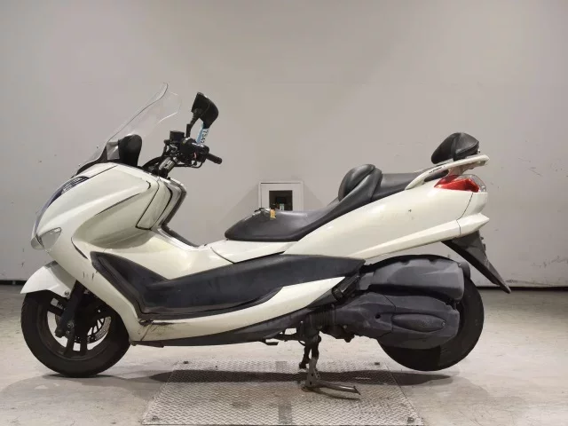 Yamaha MAJESTY 250-4