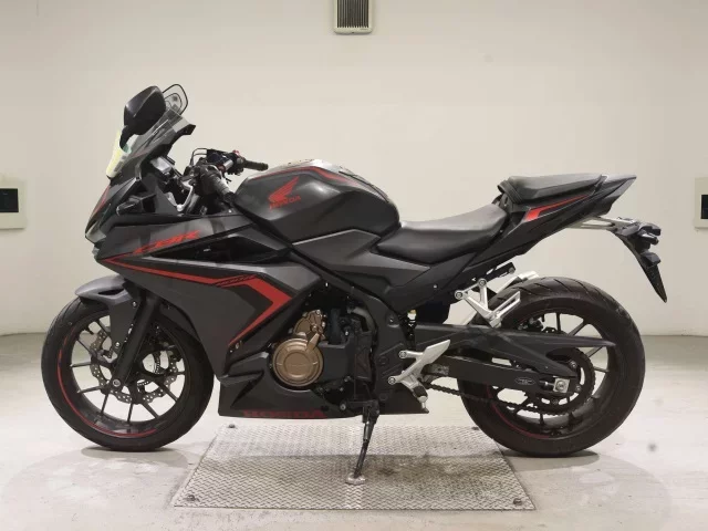 Honda CBR400R-2