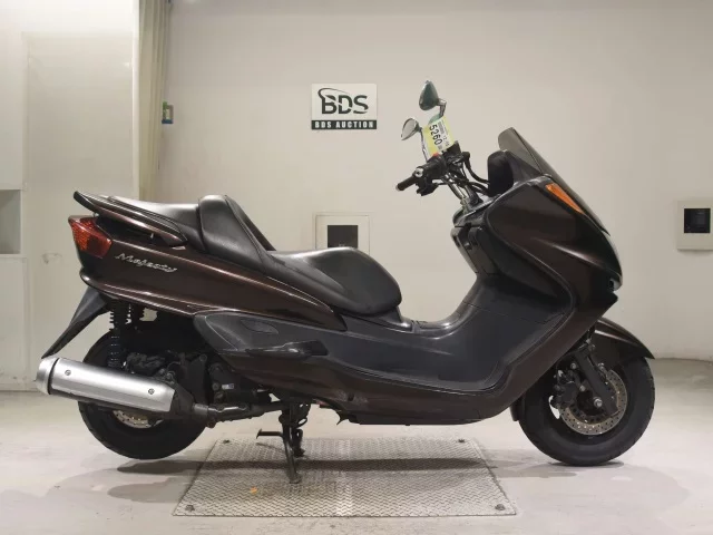 Yamaha MAJESTY 250C лот № 5260 оценка 4  с аукциона в Японии