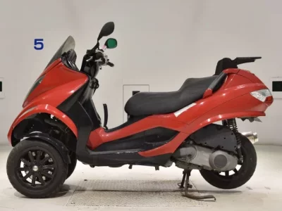 Piaggio PIAGGIO MP3 250