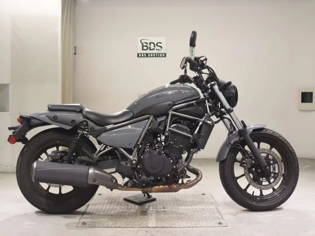 Kawasaki ELIMINATOR 400-3
