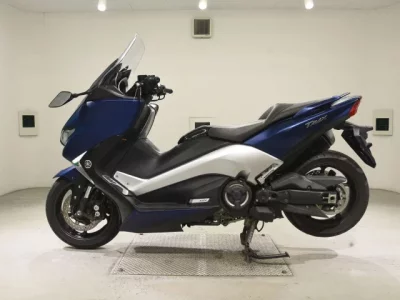 Yamaha T-MAX530DX
