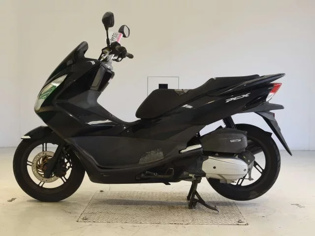 Honda PCX125-2