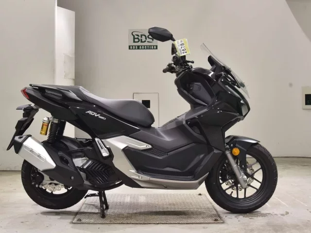 Honda ADV160