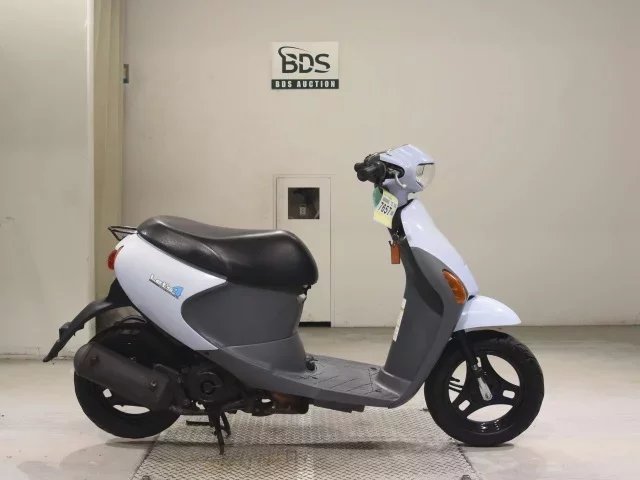 Suzuki LET S4