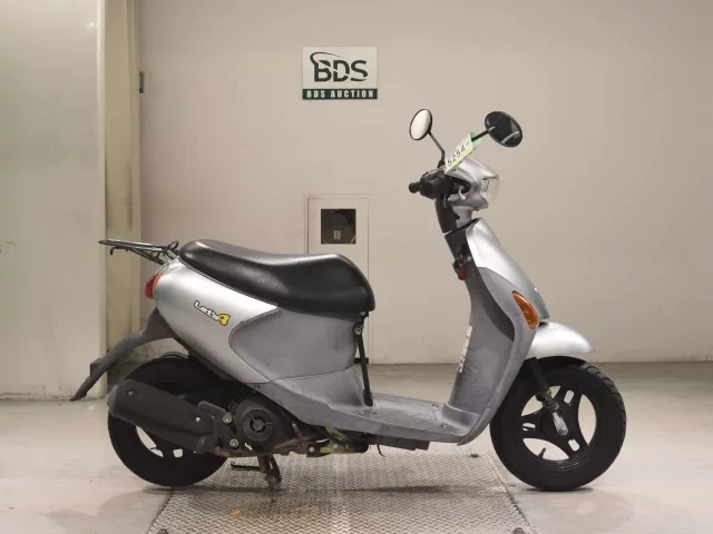 Suzuki LET S4