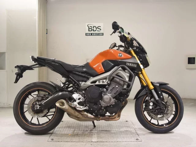Yamaha MT-09A лот № 5242 оценка 4  с аукциона в Японии