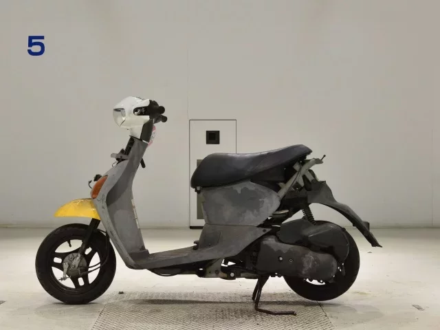 Suzuki LET S4