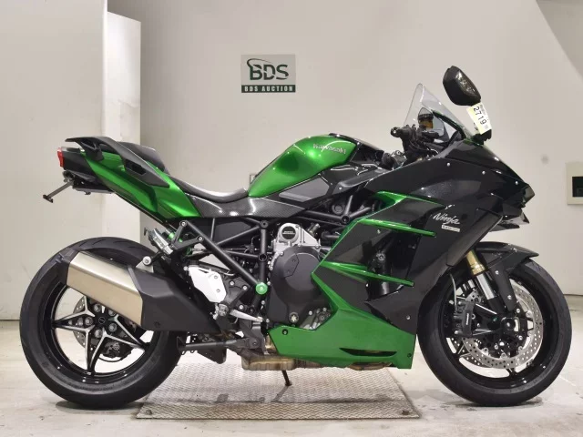 Kawasaki Ninja H2 SX SE лот № 2719 оценка 6  с аукциона в Японии