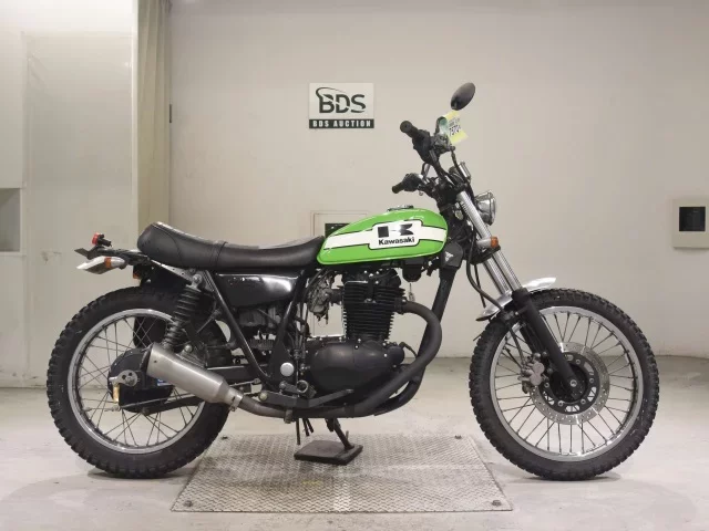 Kawasaki 250TR лот № 7570 оценка 4  с аукциона в Японии