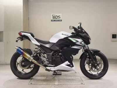 Kawasaki Z250  с аукциона в Японии
