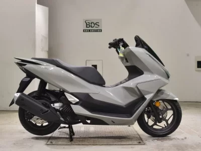 Honda PCX125-4