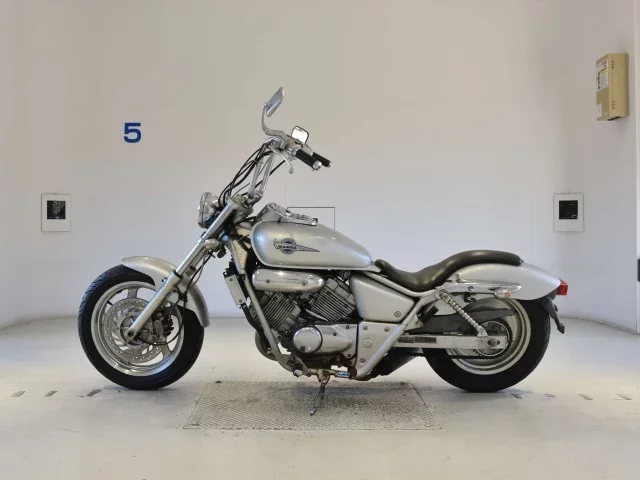 Honda MAGNA 250