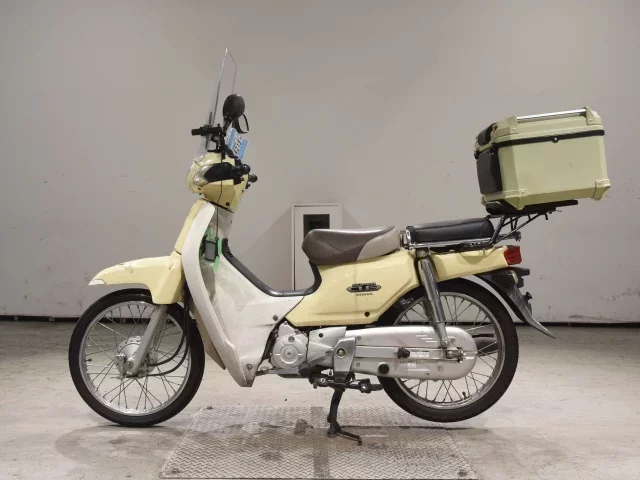 Honda C110-2