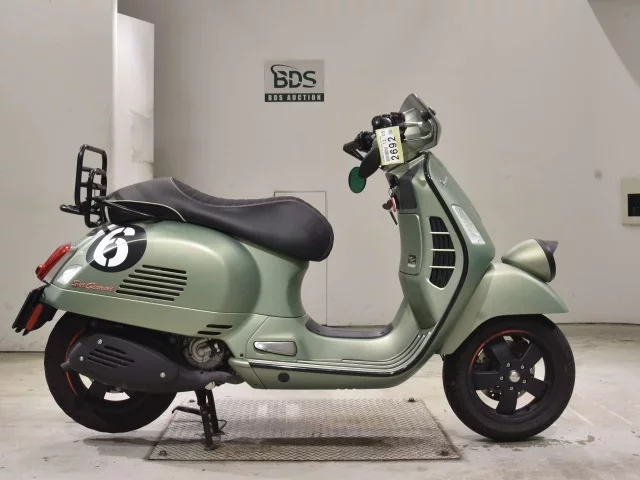 Vespa  SEIJORUNI300 лот № 2692 оценка 5  с аукциона в Японии