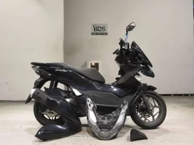 Honda PCX125-4