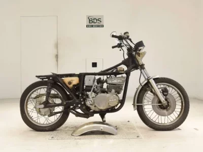 Suzuki GT550 TSUUKANSHO