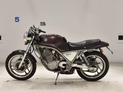 Yamaha SRX600-1